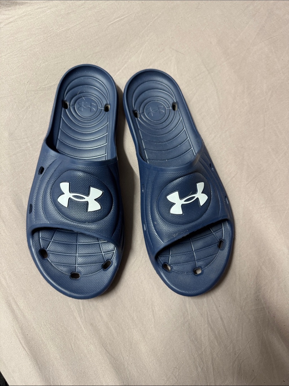 Under Armour Navy and White Slide Sandals M13 NEW WITHOUT TAG